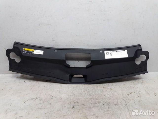 Кожух замка капота Skoda Rapid 2019