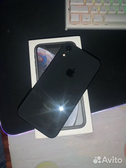 iPhone Xr, 64 ГБ