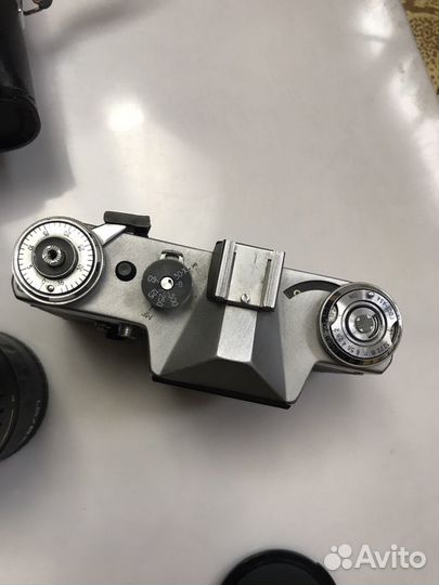 Плёночный фотоаппарат Зенит с объективом 85мм 1,6