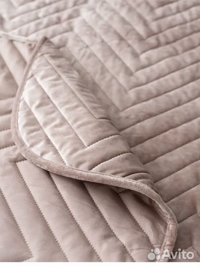 Покрывало стеганое велюровое