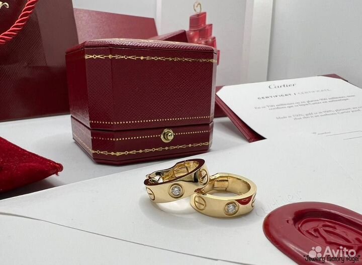 Серьги Cartier в Москве