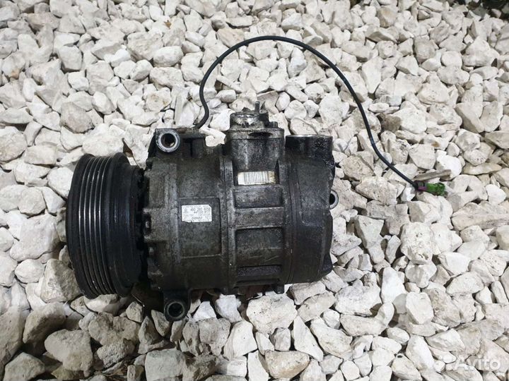 Компрессор кондиционера Volkswagen Passat B5+