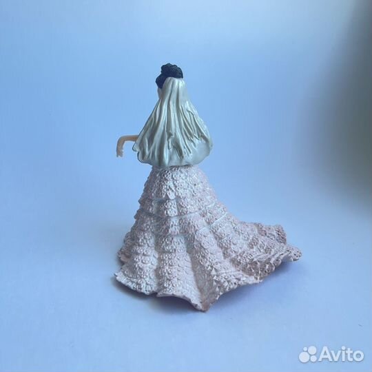 Невеста с букетом, коллекционная