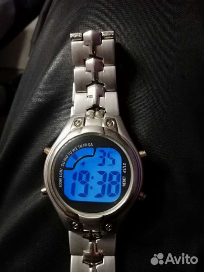 Часы наручные