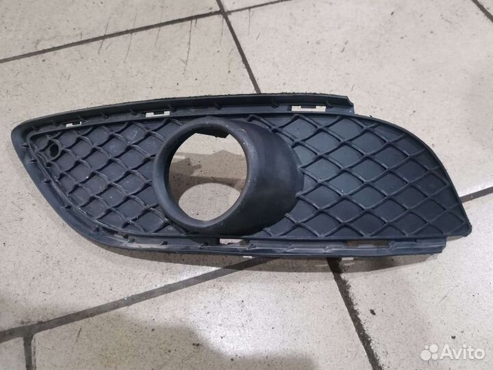 Mercedes b-class w246 Решетка бампера рамка птф
