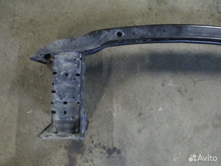 Усилитель переднего бампера BMW X5 E70 2007-2013