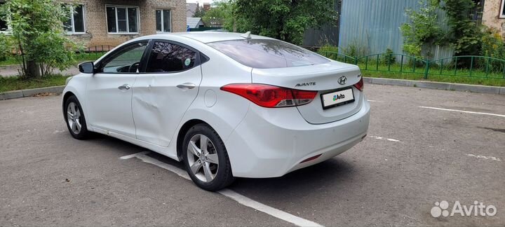 Hyundai Elantra 1.6 AT, 2011, 216 000 км
