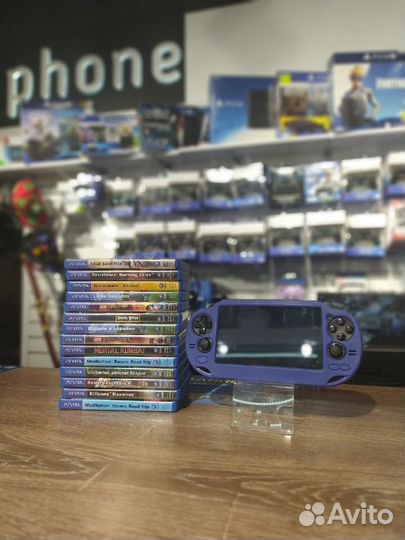 PS Vita + силиконовый чехол +наушники Monster Beat