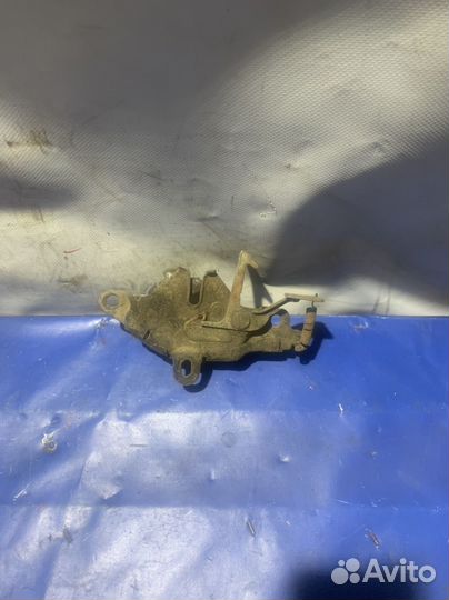 Замок капота Toyota corolla ee90