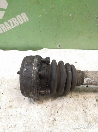 Полуось привод Ауди 80 90 Б3
