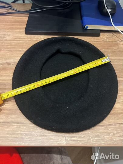 Берет женский черный