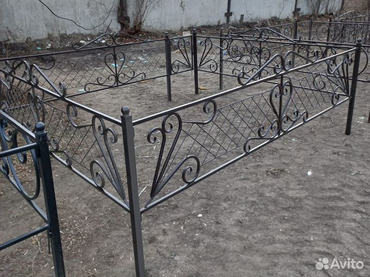 Изготовление ограды на кладбище