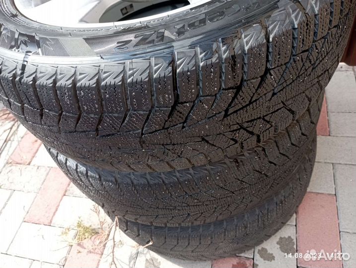 Hankook Winter I'Cept IZ2A 205/55 R16