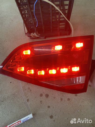 Фонарь задний правый Audi A4 B8 (в крышку)