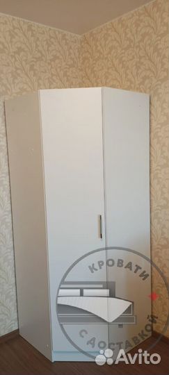 Шкаф распашной