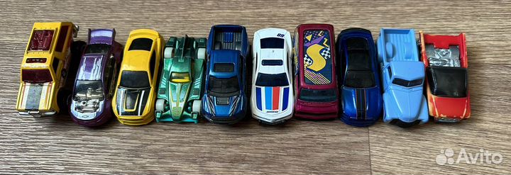 Машинки Hot wheels хот вилс комплектом 10 шт