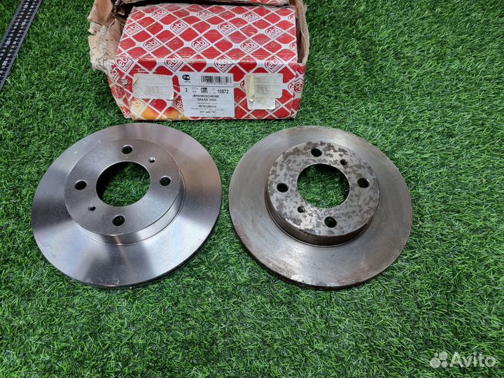 Диски тормозные перед Mitsubishi Carisma Colt