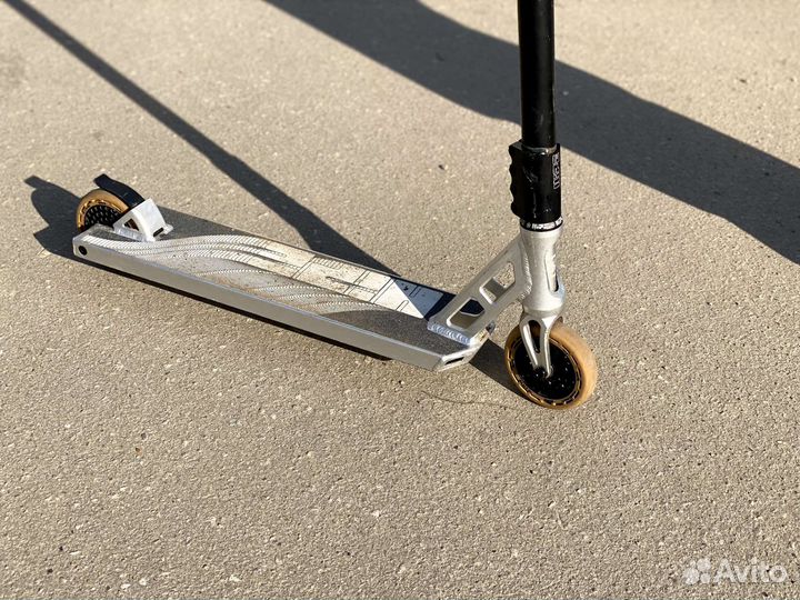 Трюковой самокат HiPE XL