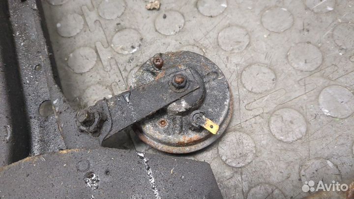 Рамка передняя (телевизор) Nissan X-Trail (T30), 2002