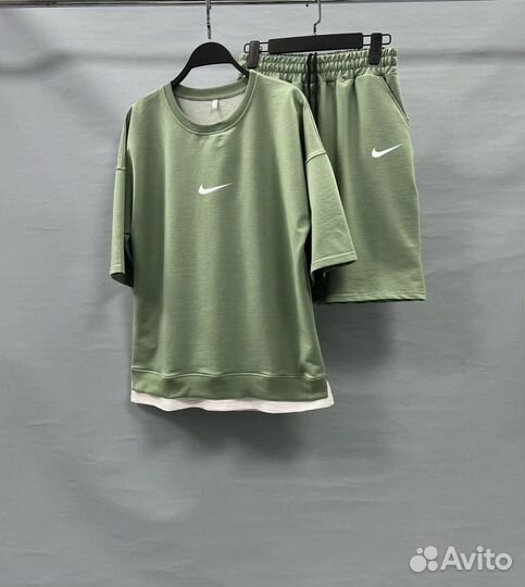 Мужской костюм на лето Nike