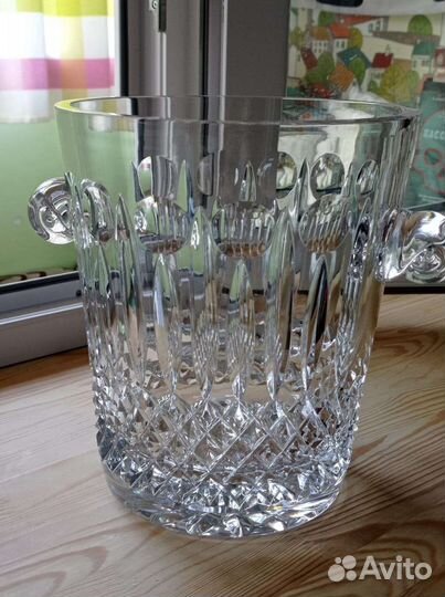 Хрустальная ваза