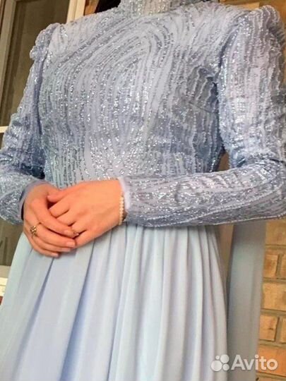 Вечернее платье