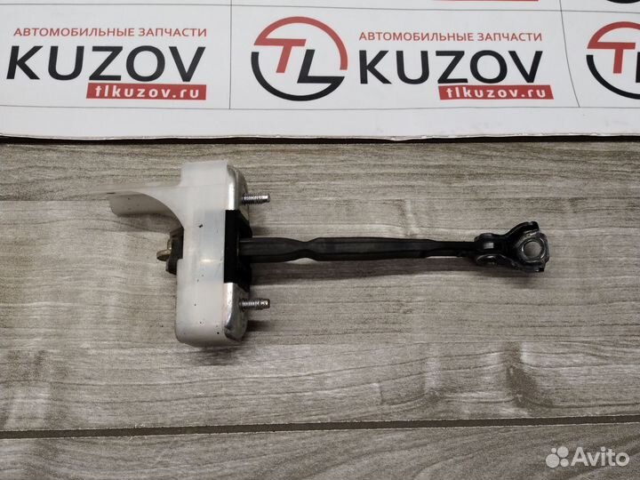 Ограничитель водительской двери Lc 200 Lx 570 Lx 4