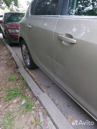 Opel Astra 1.6 AT, 2011, 149 000 км