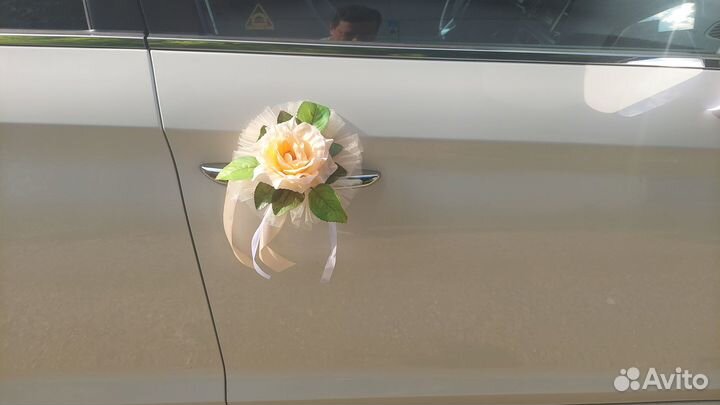 Продаю Свадебные украшения на авто 