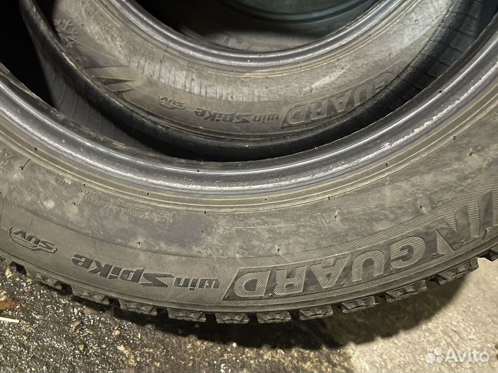 Roadstone Winguard WinSpike SUV 235/60 R18 107T