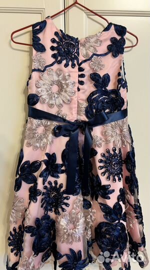 Платье нарядное для девочки 6 лет