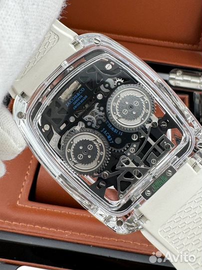 Часы Jacob & Co Bugatti Chiron Tourbillon