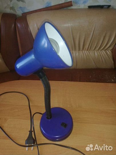 Лампа настольная