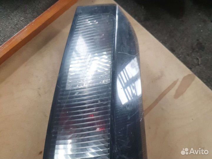 Фонарь задний правый Opel Meriva