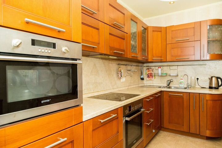 1-к. квартира, 38 м², 2/10 эт.