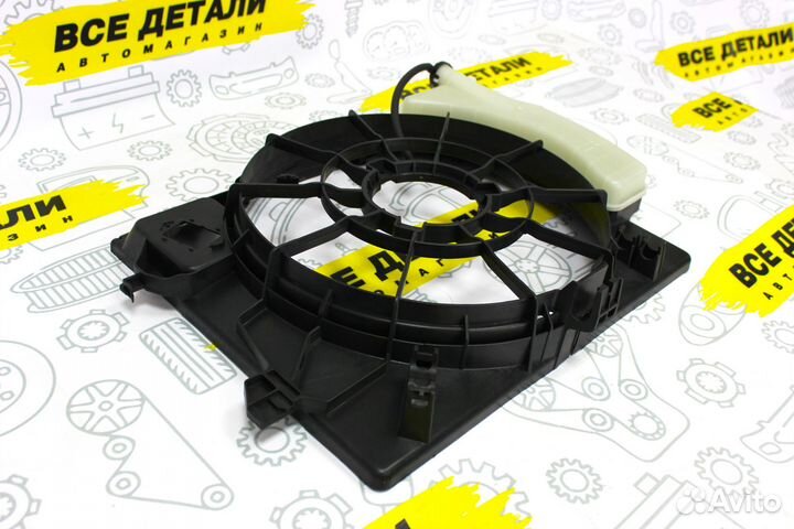 Диффузор радиатора Hyundai Solaris /Kia Rio 3