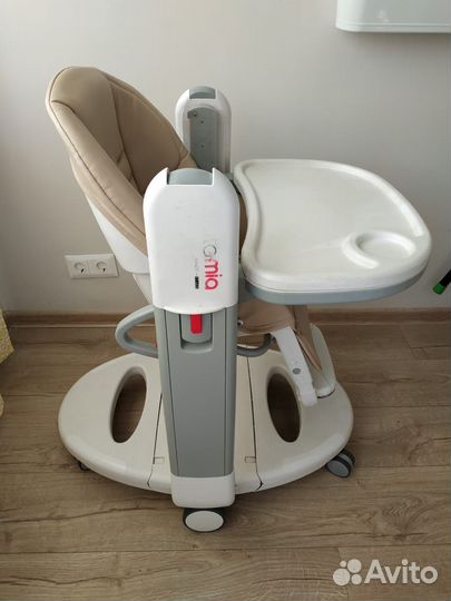 Стульчик для кормления Peg-Perego Tatamia