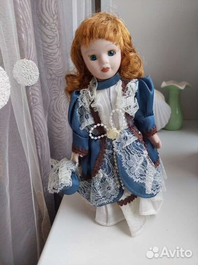 Кукла фарфоровая коллекционная