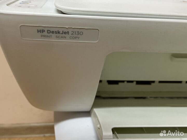 Цветной струйный принтер HP DeskJet 2130