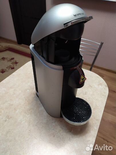 Кофемашина Nespresso Vertuo Plus Silver