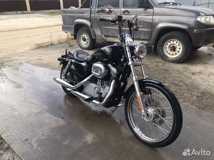 Harley Davidson sportster 883
