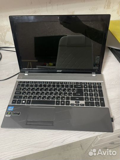 Ноутбук Acer V3-571G