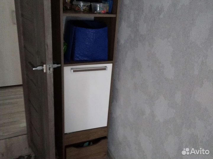 Шкаф пенал