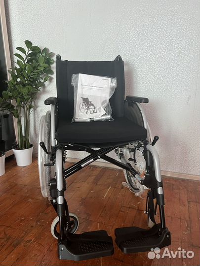 Кресло-коляска для инвалидов ottobock