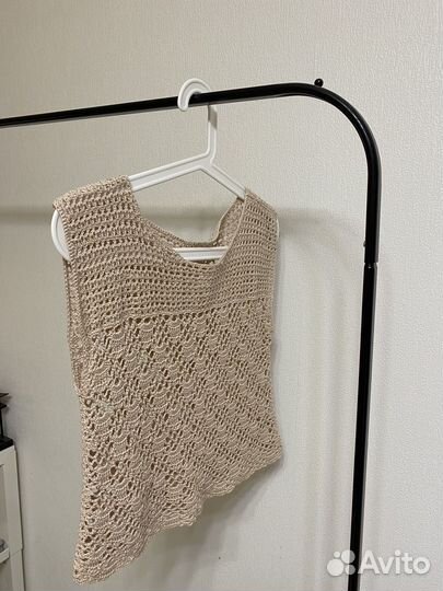 Жилет вязаный женский ручная работа