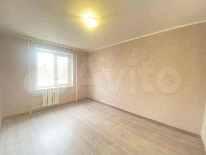 3-к. квартира, 65 м², 3/9 эт.