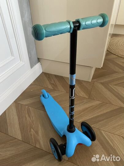 Самокат детский трехколесный