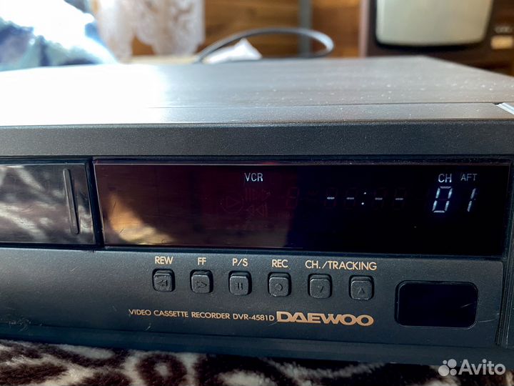 Видеомагнитофон Daewoo