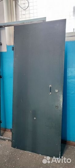 Дверь металлическая