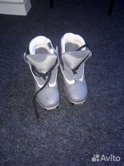 Лыжные ботинки salomon sns pilot